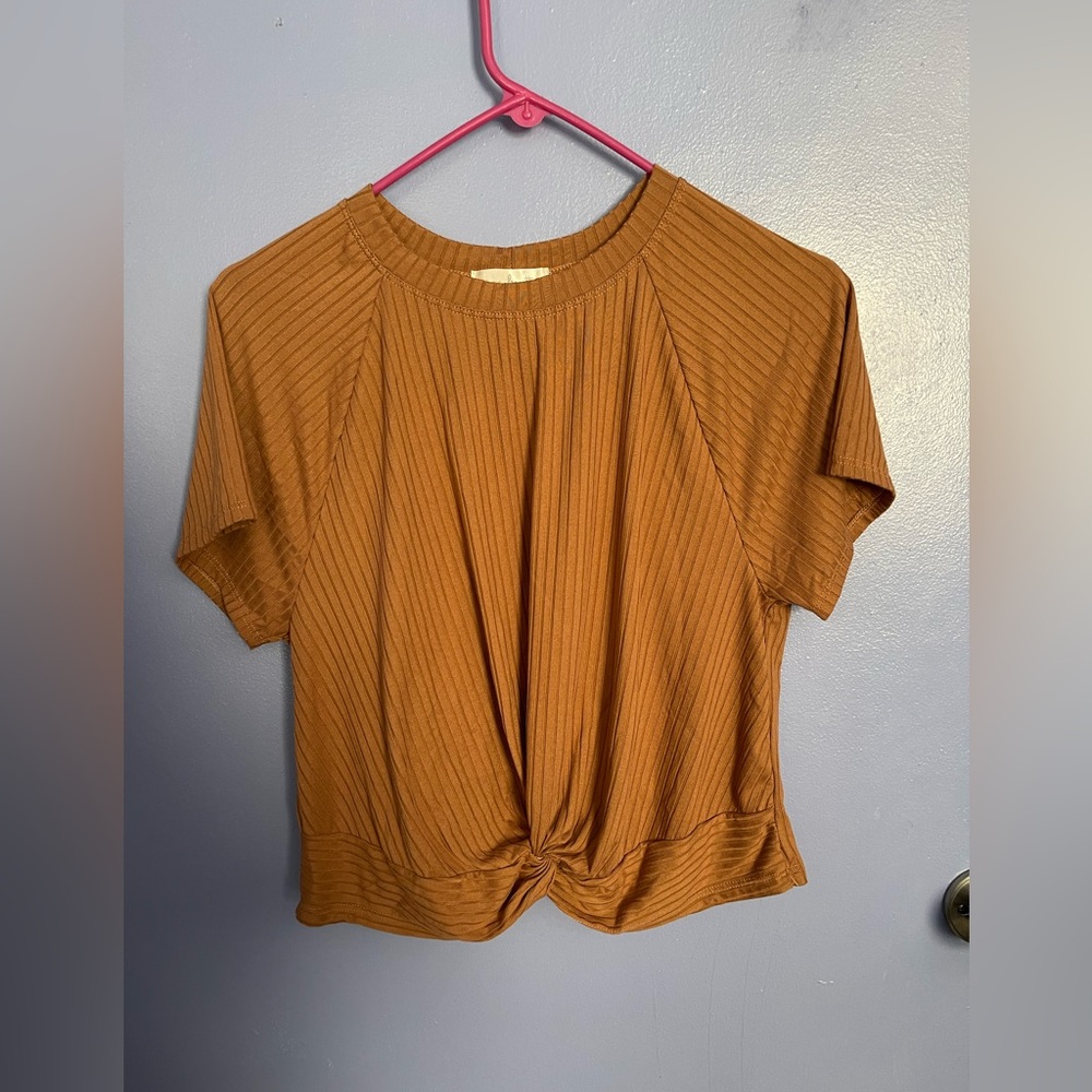 Size XL brown Nine Britton crop top